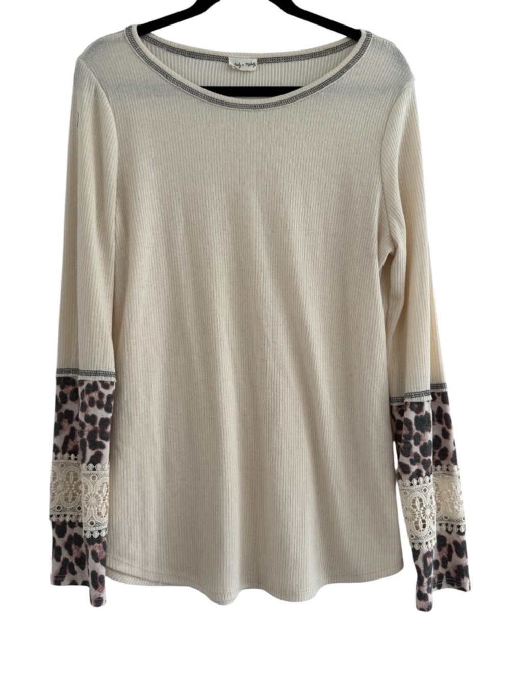 Lovely Melody Cream Ribbed Long-Sleeve Top with Leopard & Lace Cuffs Size Large